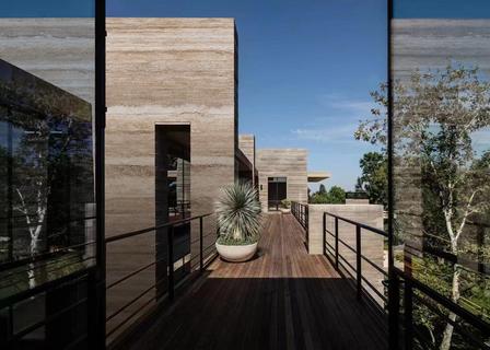 صعود حجر MCM المرن: إعادة تعريف الهندسة المعمارية المستدامة في عام 2026 